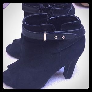 Black booties size 7.5